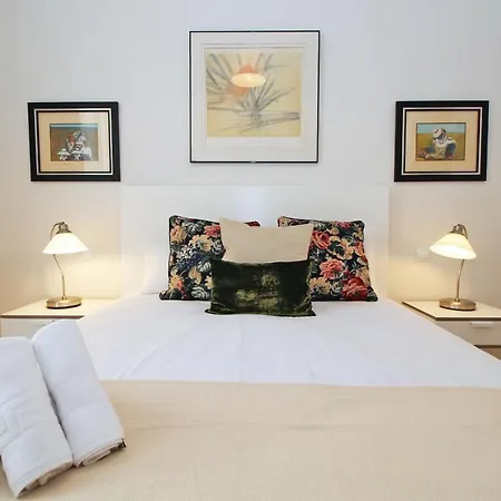 Del Parque Flats - Premium - Maestre Apartment *